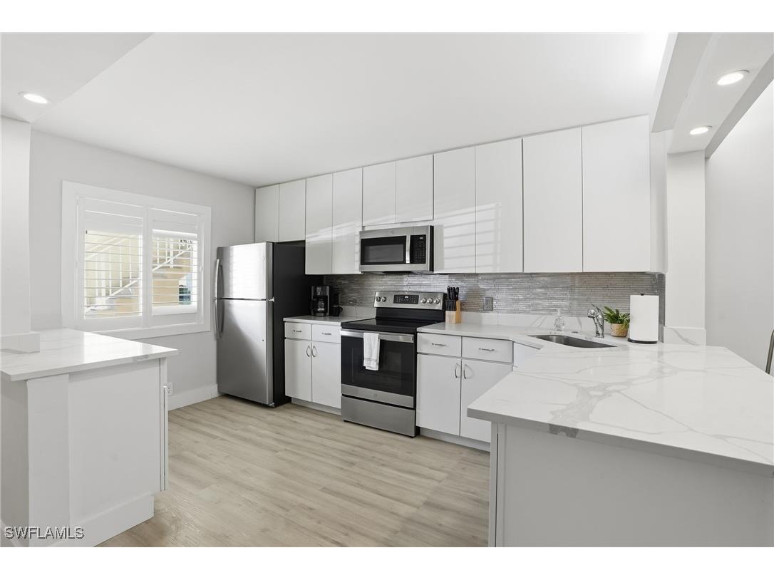 7797 Esmeralda Way #K102 Naples FL 34109 226003643 image9