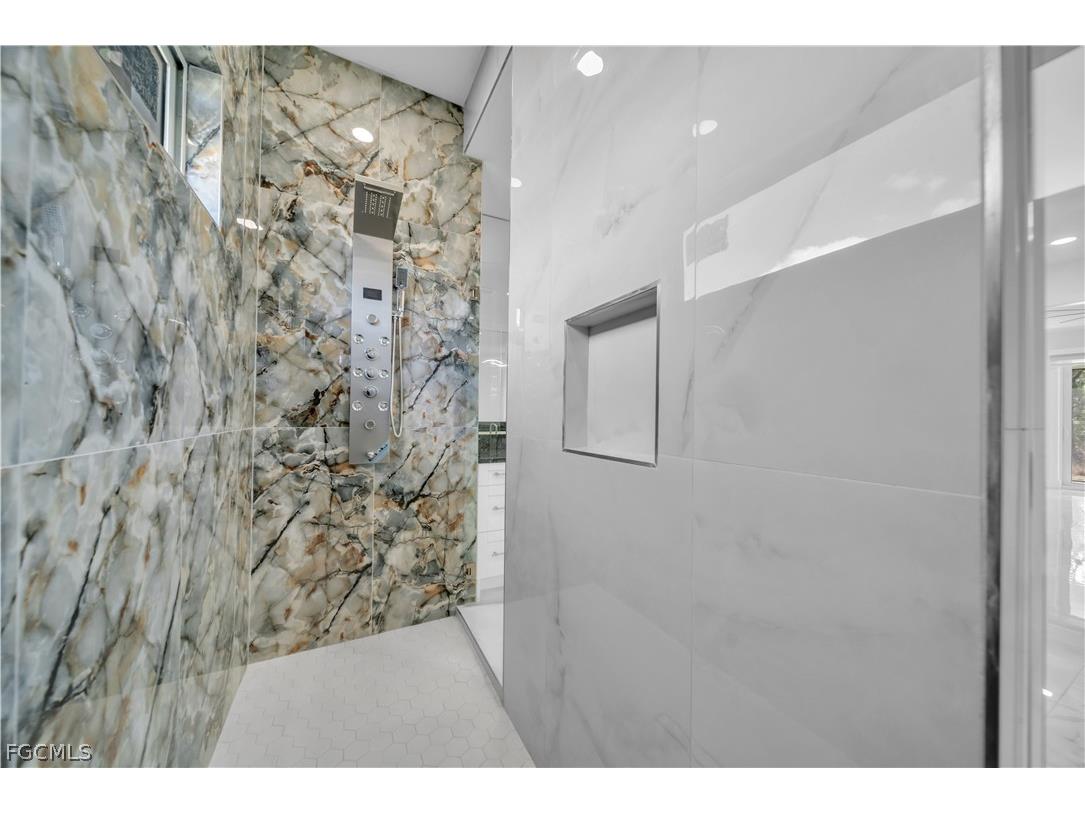 7799 15th Place Labelle FL 33935 2026008638 image13