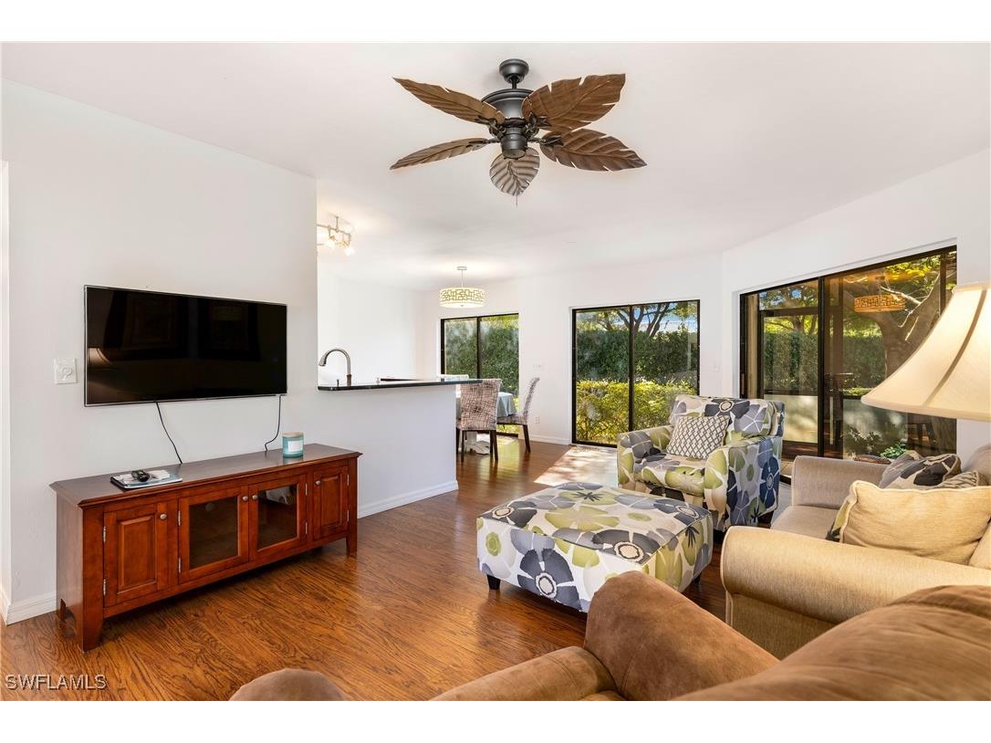 78 Bennington Drive #5-7 Naples FL 34104 224091965 image1