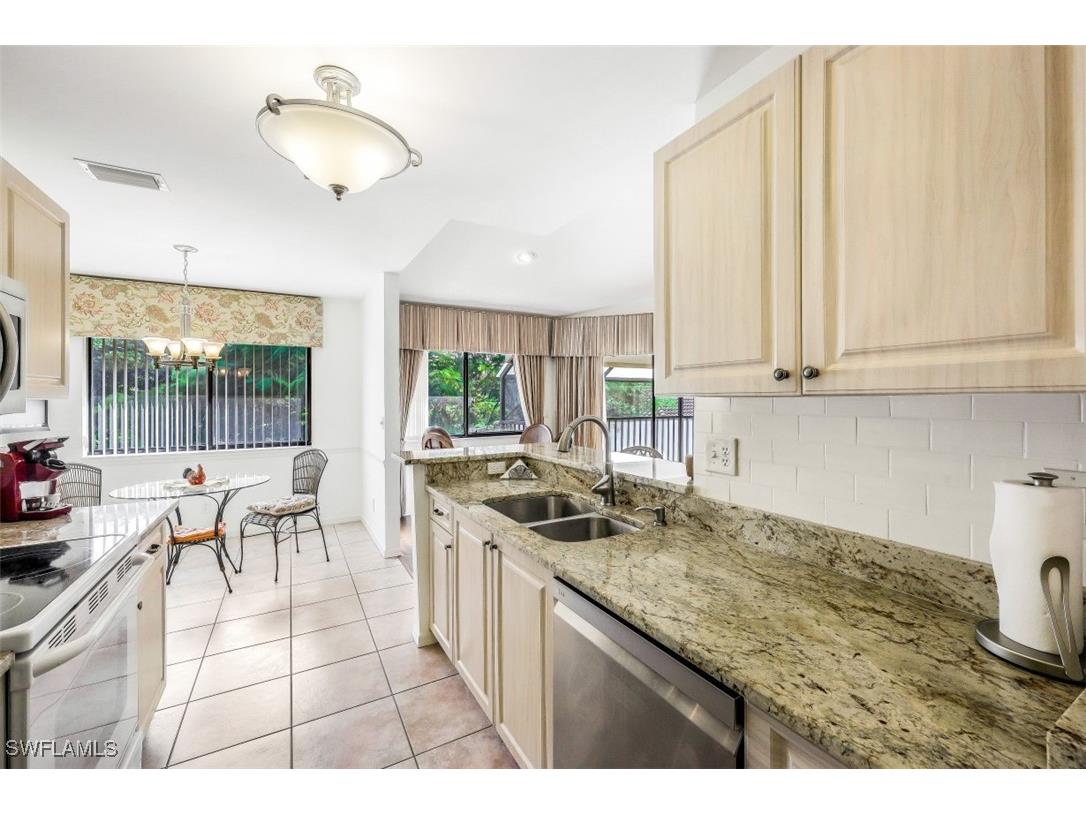 78 Bennington Drive #5-8 Naples FL 34104 225078067 image8