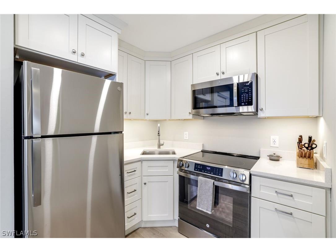 780 10th Avenue #5 Naples FL 34102 226006647 image6