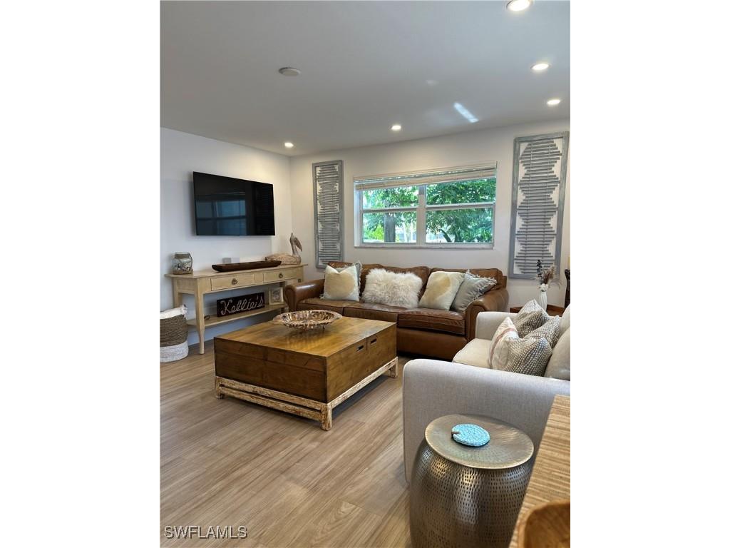 780 10th Avenue S #1 Naples FL 34102 225081224 image4