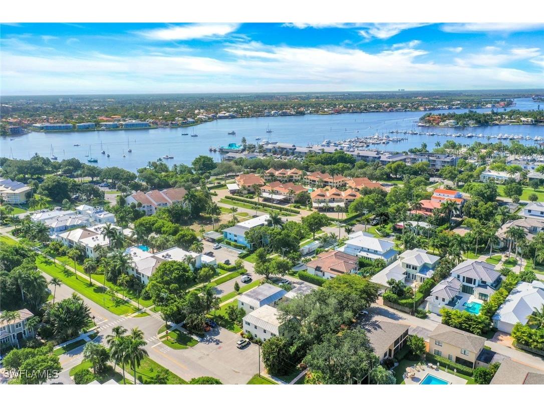 780 10th Avenue S #2 Naples FL 34102 225064741 image10