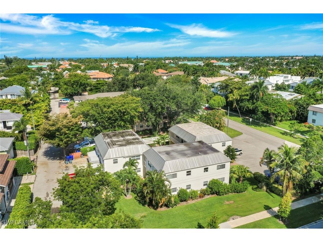 780 10th Avenue S #2 Naples FL 34102 225064741 image18