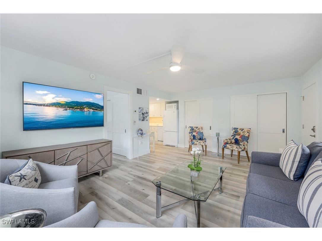 780 10th Avenue S #2 Naples FL 34102 225064741 image5