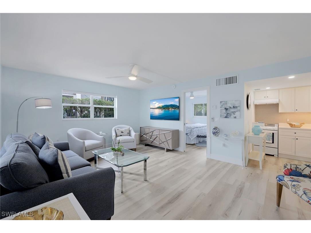 780 10th Avenue S #2 Naples FL 34102 225064741 image6