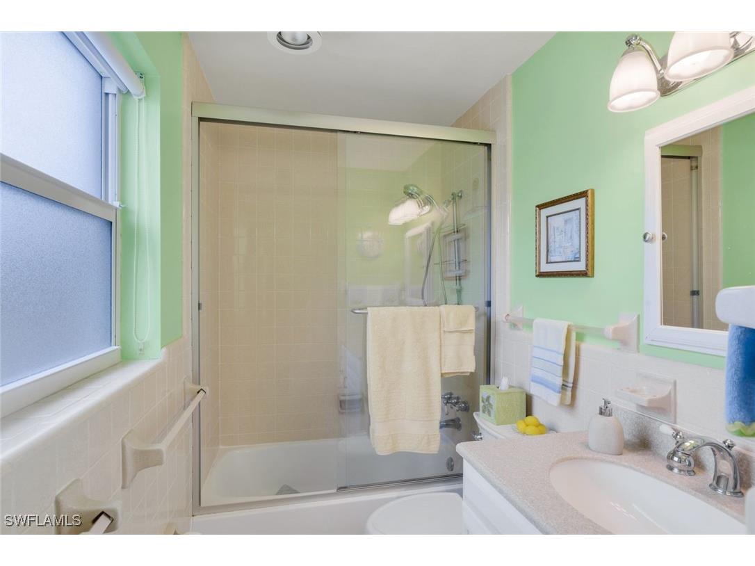 780 10th Avenue S #22 Naples FL 34102 225082724 image17