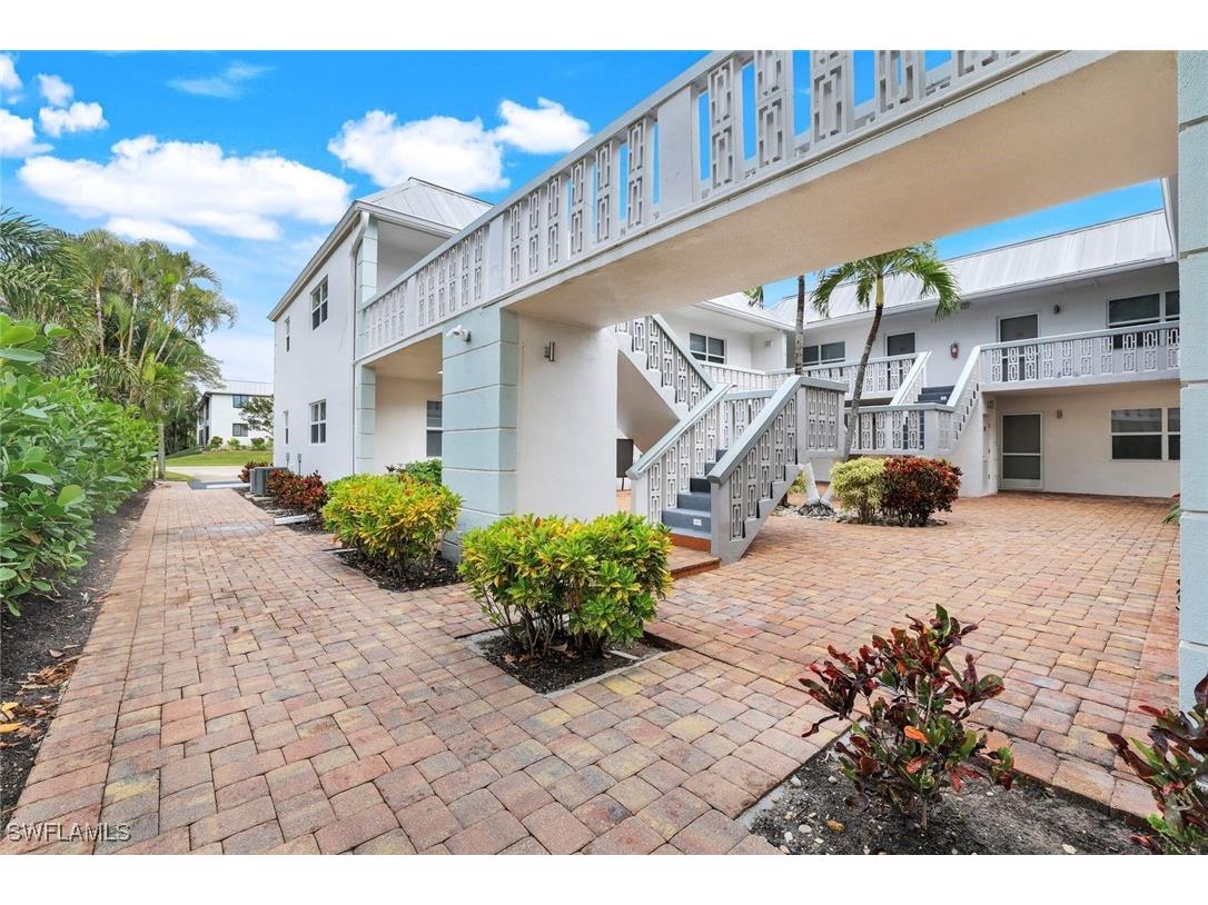 780 10th Avenue S #22 Naples FL 34102 225082724 image3