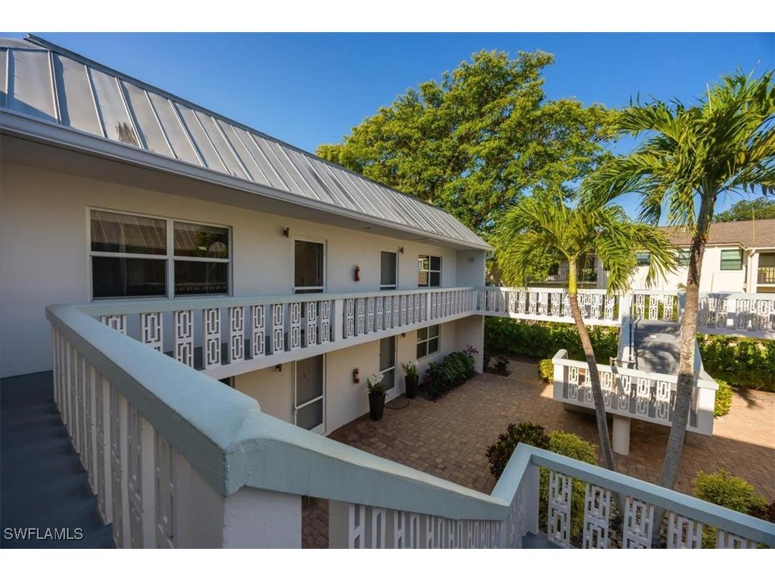 780 10th Avenue S #24 Naples FL 34102 226002273 image3
