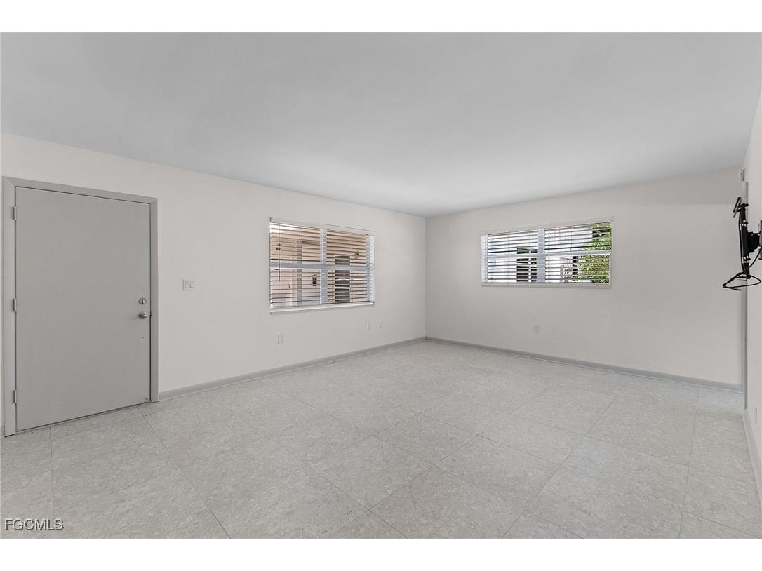 780 10th Avenue S #4 Naples FL 34102 2025025941 image10