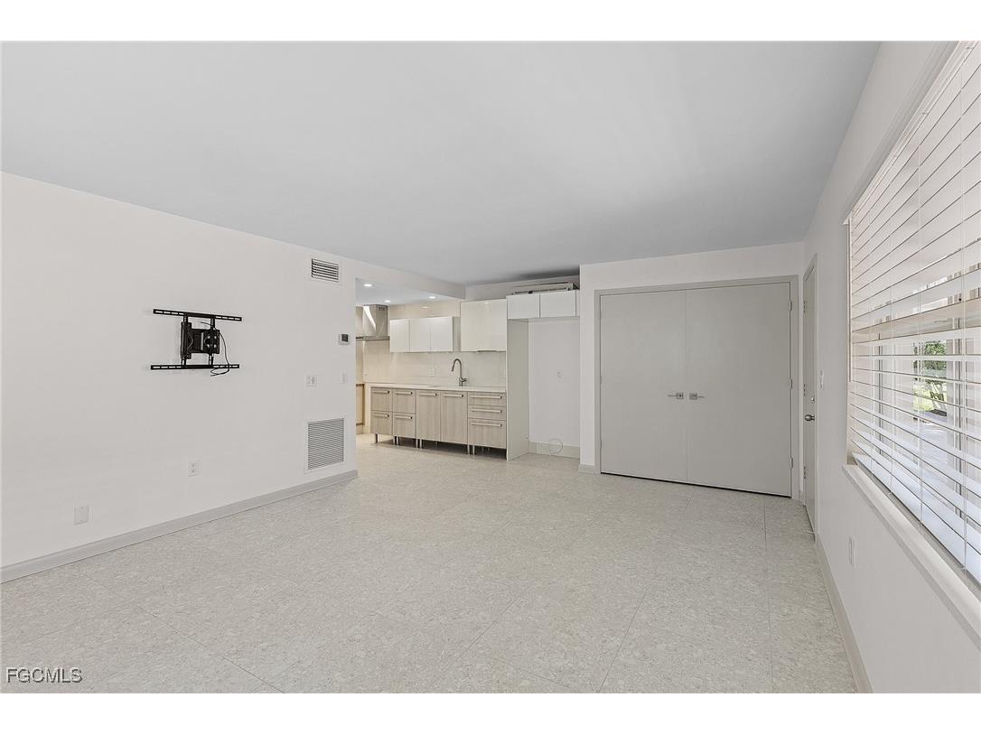 780 10th Avenue S #4 Naples FL 34102 2025025941 image12