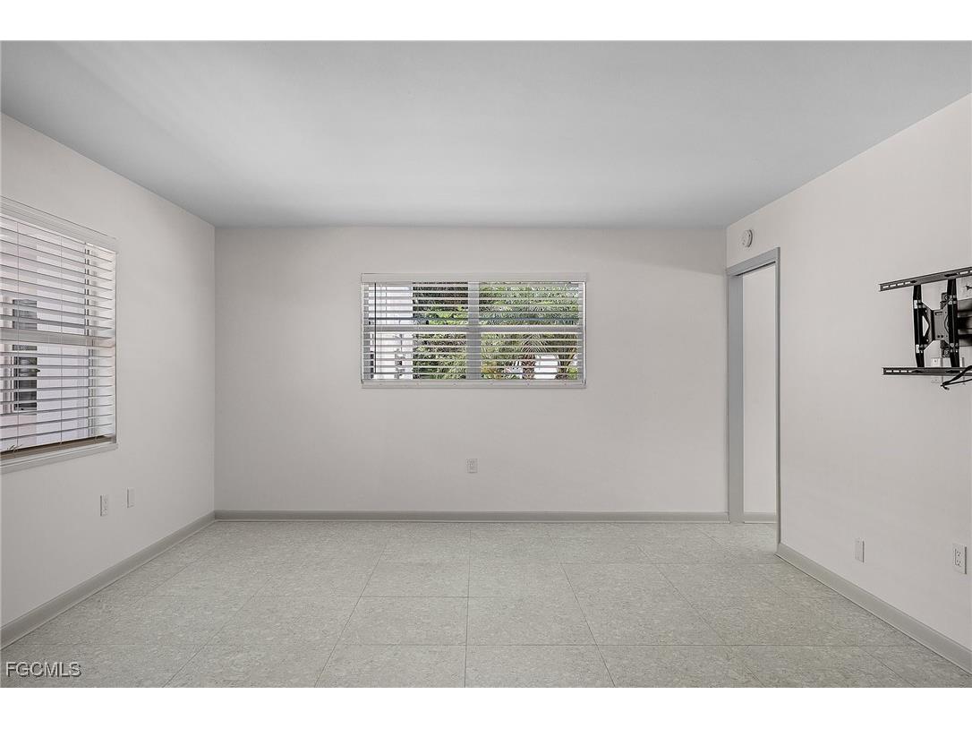 780 10th Avenue S #4 Naples FL 34102 2025025941 image17