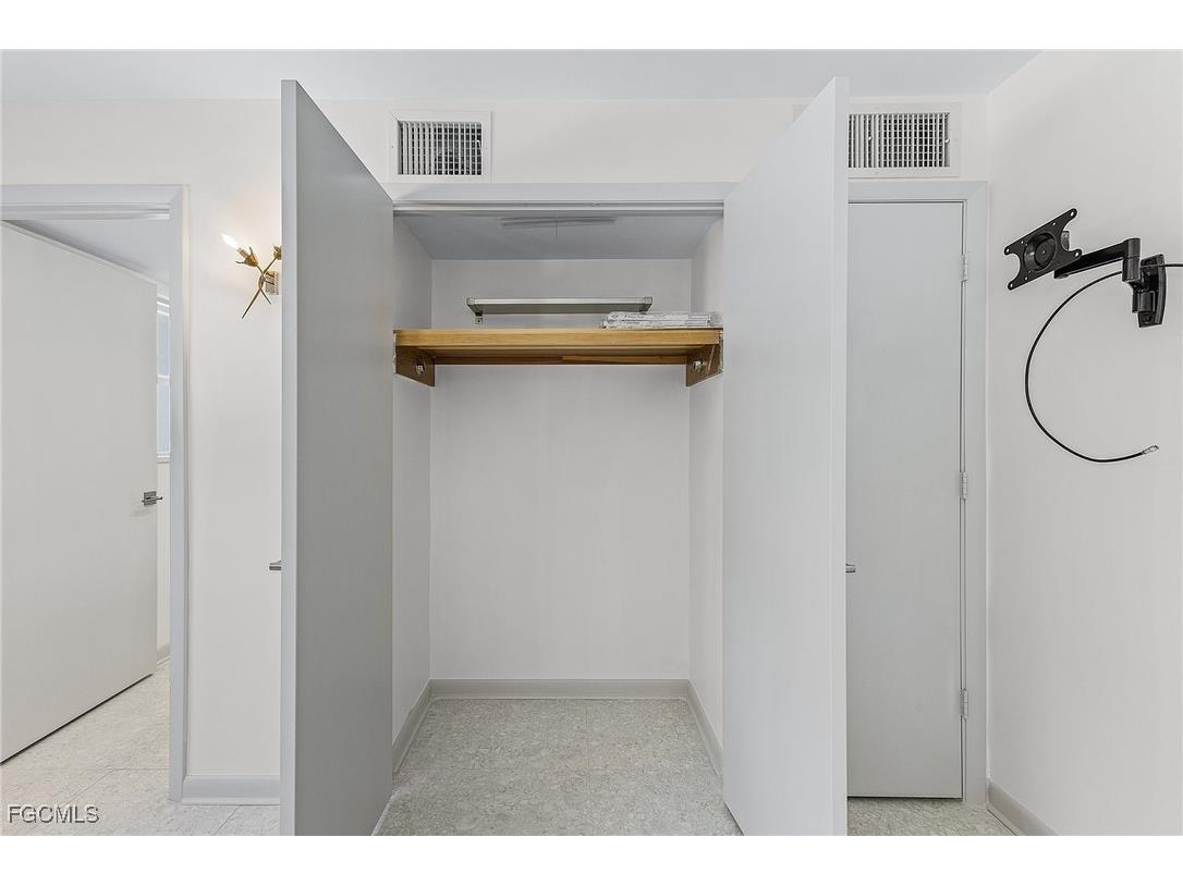 780 10th Avenue S #4 Naples FL 34102 2025025941 image20