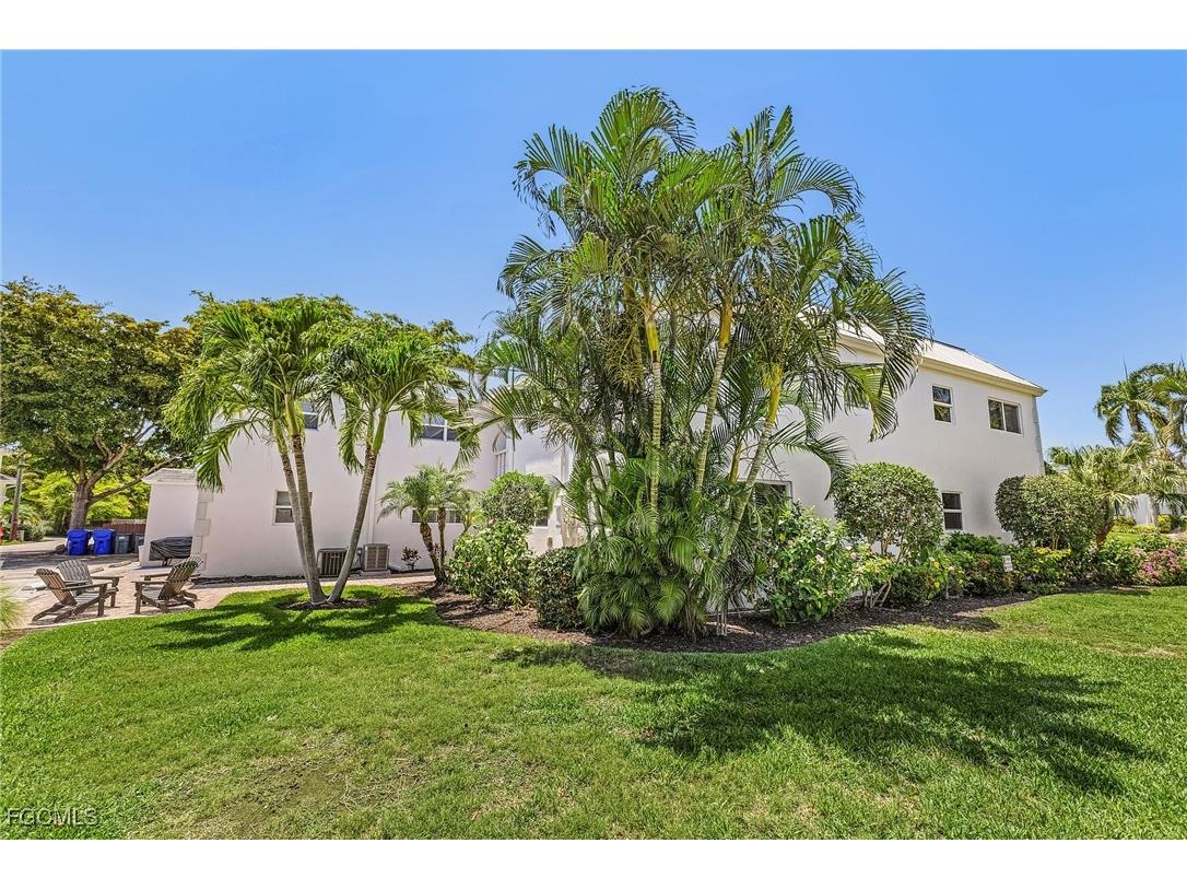 780 10th Avenue S #4 Naples FL 34102 2025025941 image29