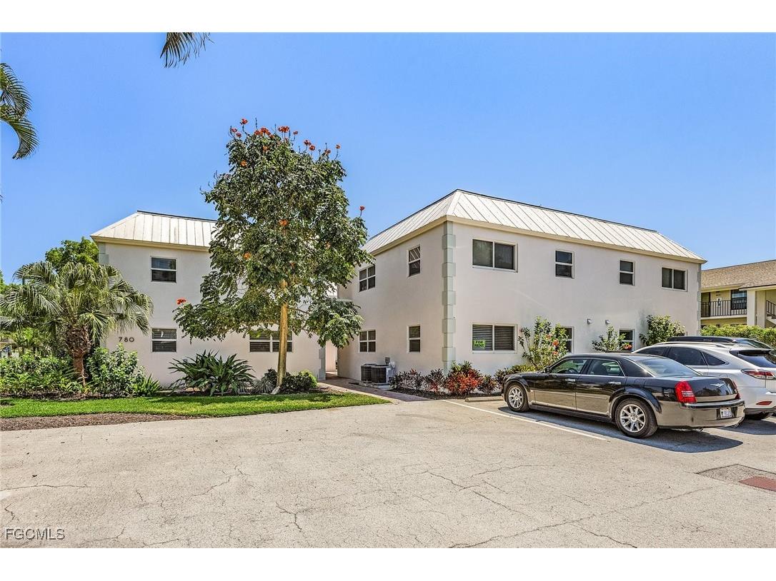 780 10th Avenue S #4 Naples FL 34102 2025025941 image30