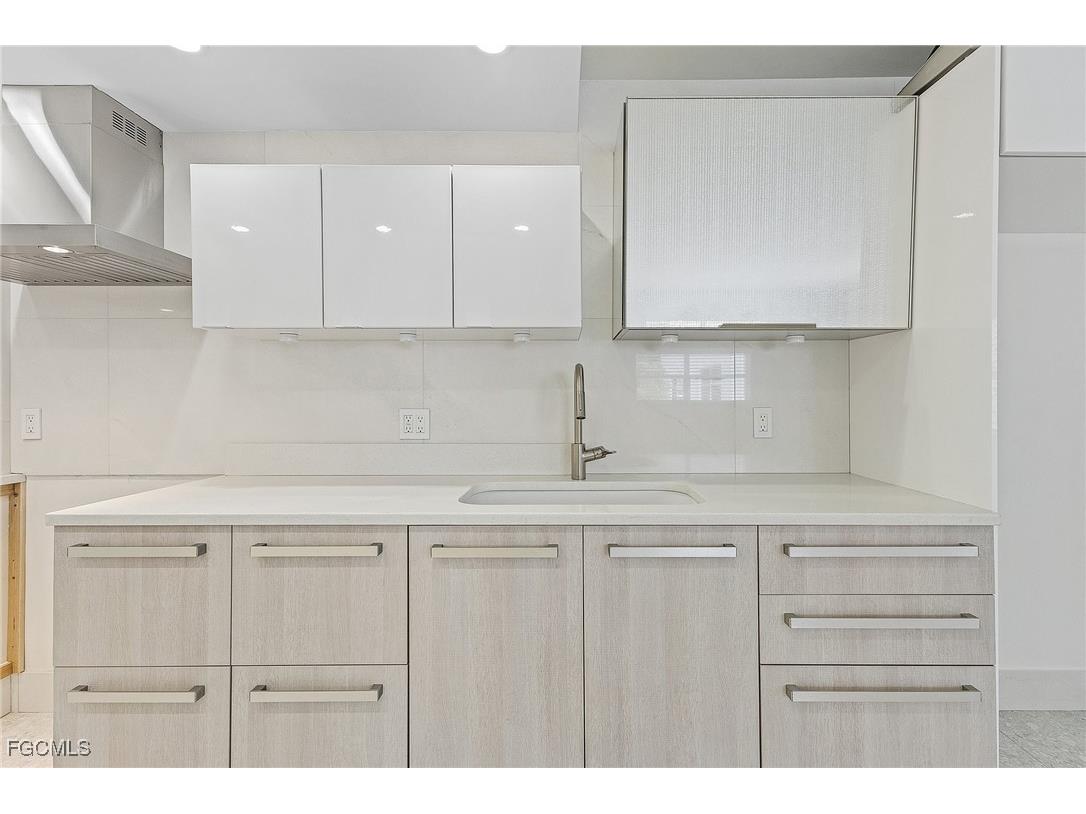 780 10th Avenue S #4 Naples FL 34102 2025025941 image5