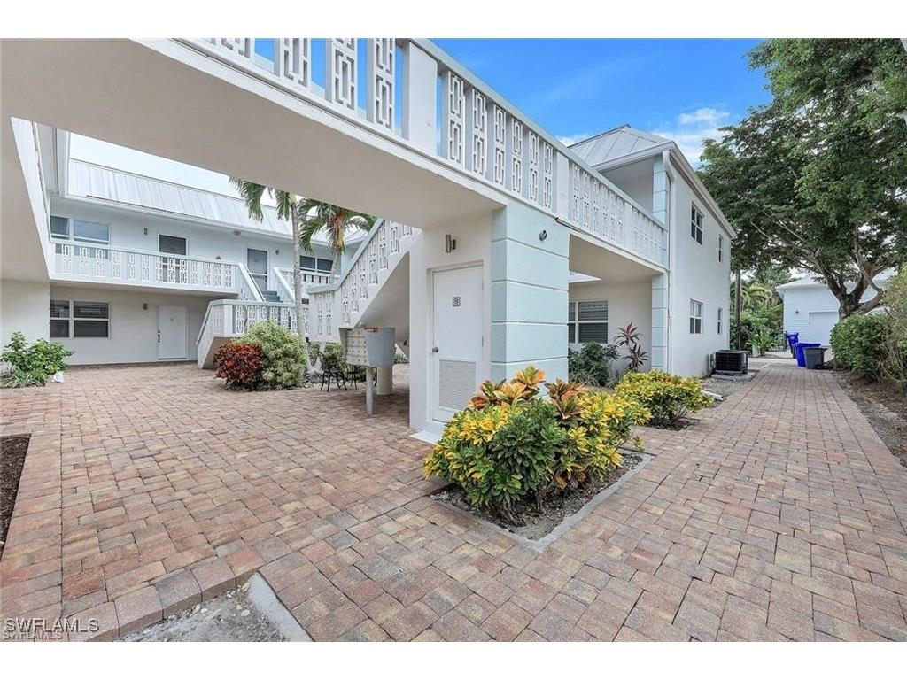780 10th Avenue S #5 Naples FL 34102 225074930 image19