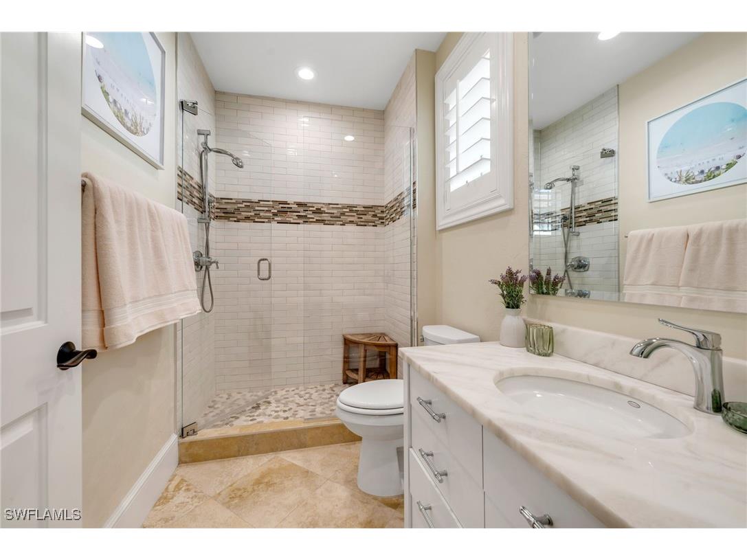 780 5th Avenue S #302 Naples FL 34102 225054195 image14