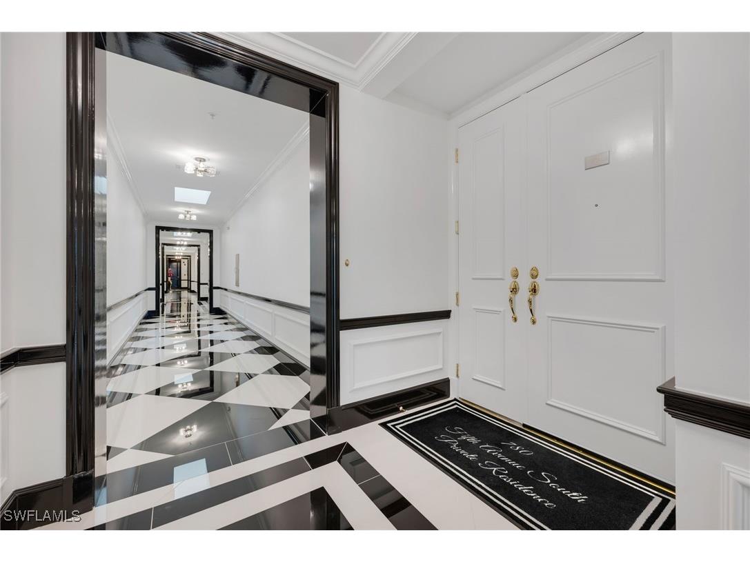 780 5th Avenue S #302 Naples FL 34102 225054195 image3