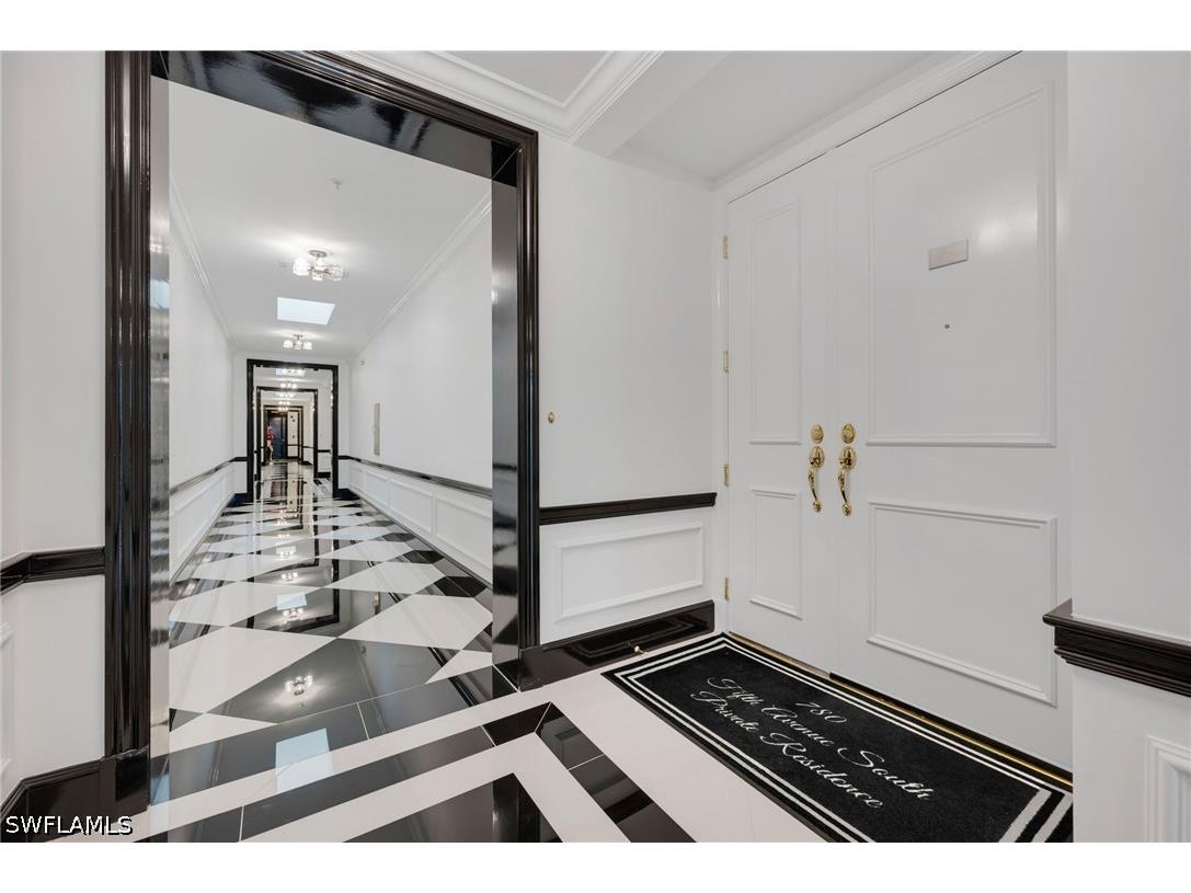 780 5th Avenue S #302 Naples FL 34102 226020003 image3