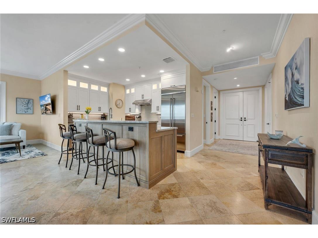 780 5th Avenue S #302 Naples FL 34102 226020003 image6