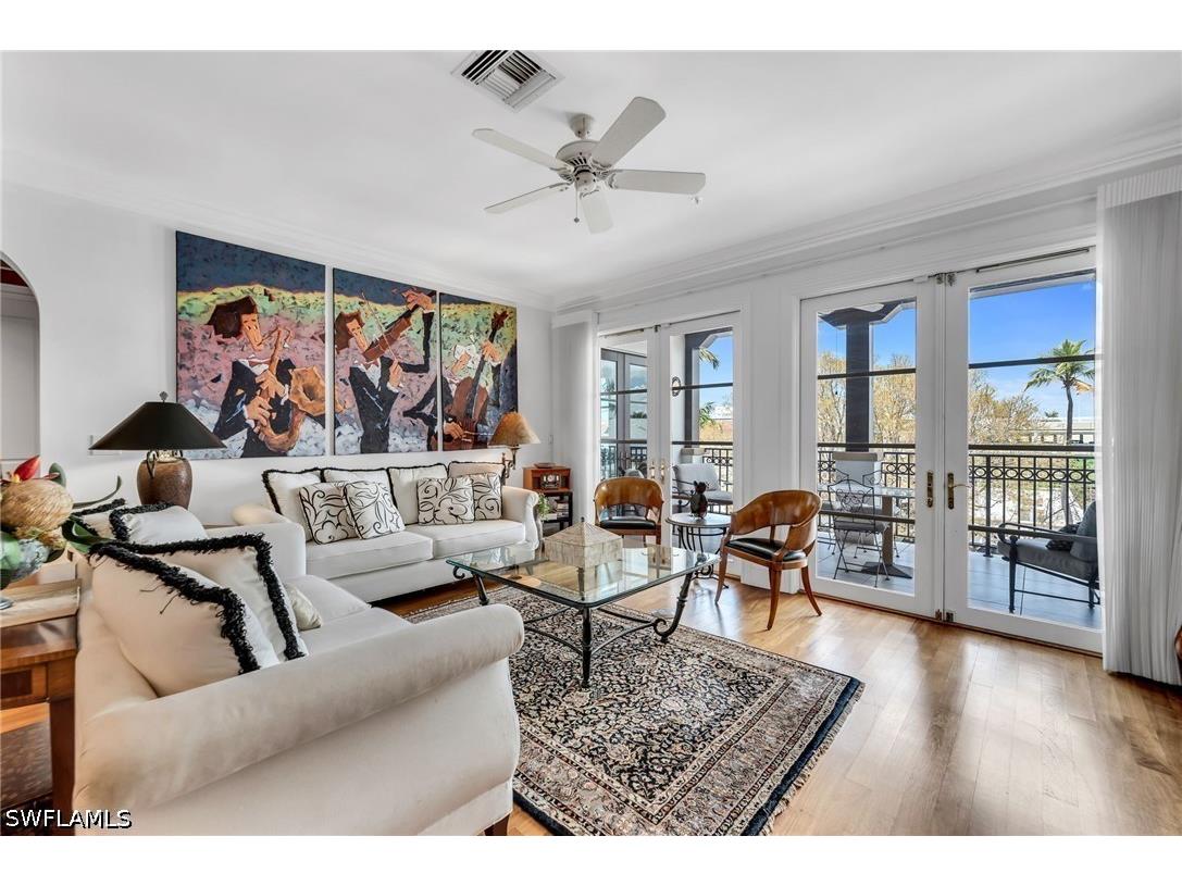 780 5th Avenue S #303 Naples FL 34102 226016440 image2