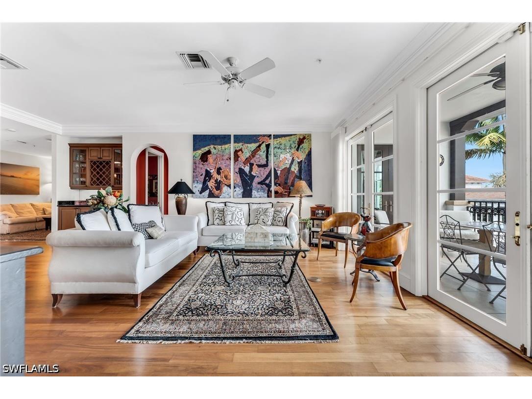 780 5th Avenue S #303 Naples FL 34102 226016440 image4