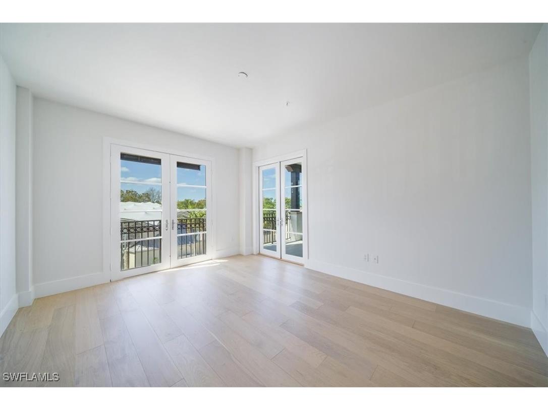 780 5th Avenue S #305 Naples FL 34102 225078901 image17