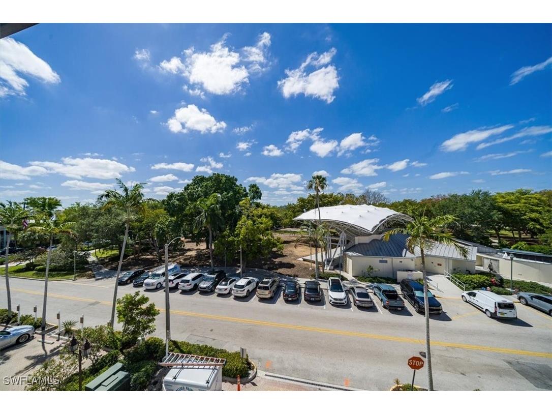 780 5th Avenue S #305 Naples FL 34102 225078901 image32