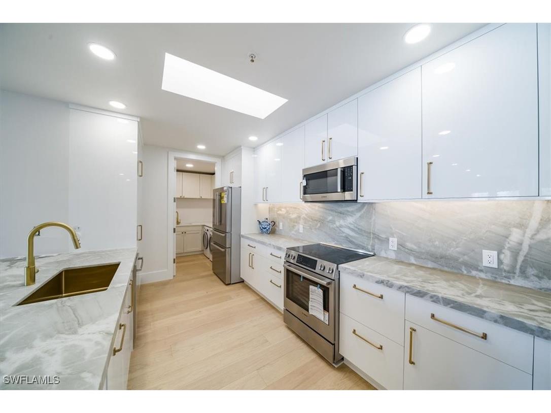 780 5th Avenue S #305 Naples FL 34102 225078901 image4