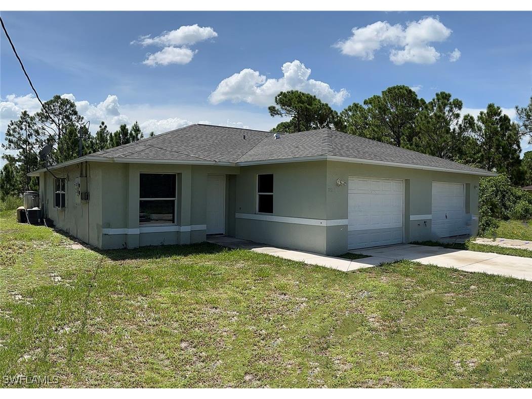 780-782 Holmes Avenue Lehigh Acres FL 33974 223059347 image1