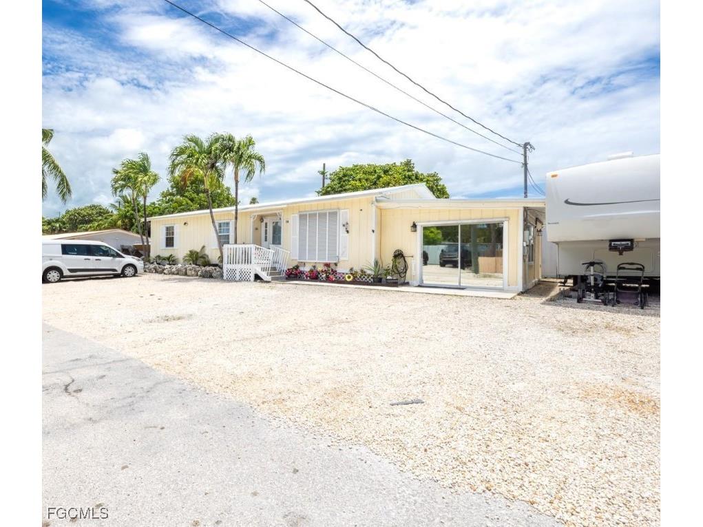 780 95th Street Ocean Marathon FL 33050 2025016900 image21