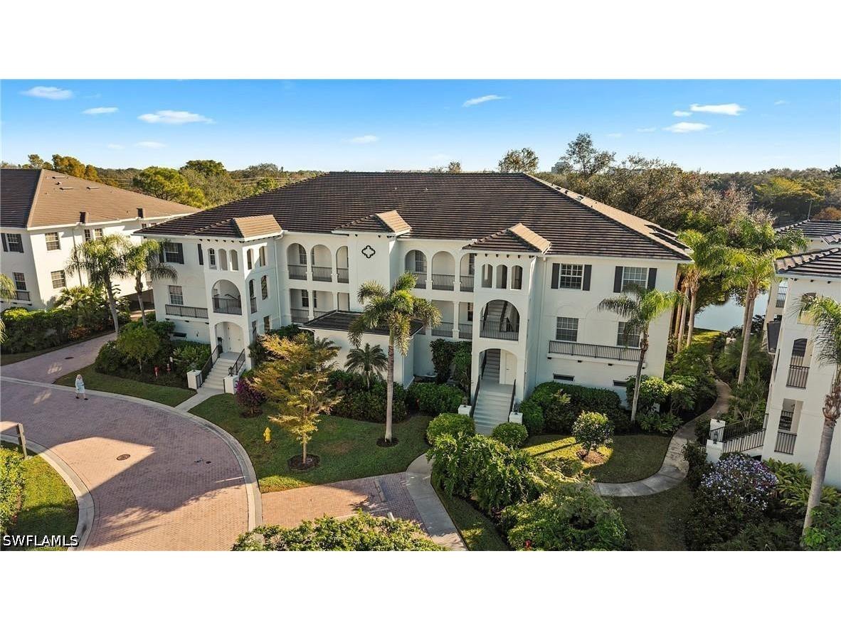 780 Bentwater Circle #102 Naples FL 34108 226015489 image1