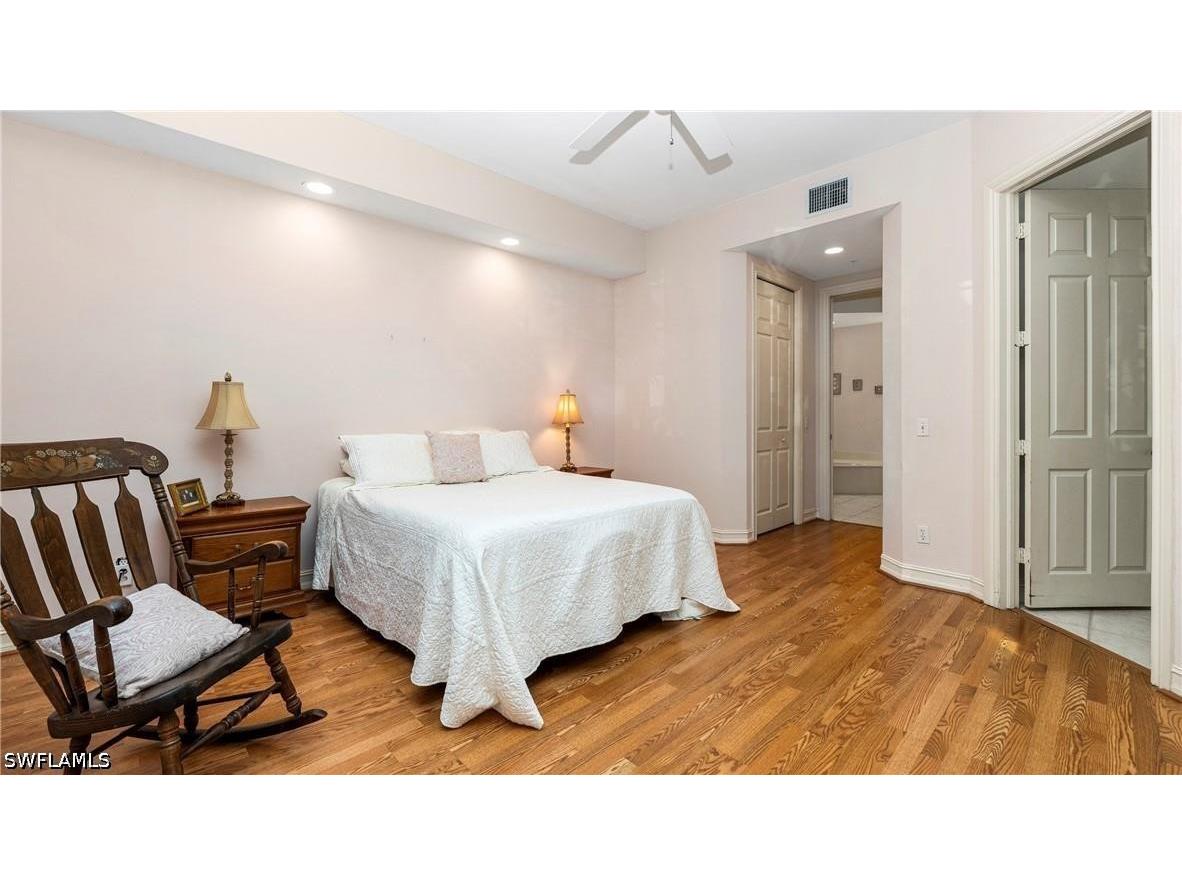 780 Bentwater Circle #102 Naples FL 34108 226015489 image18