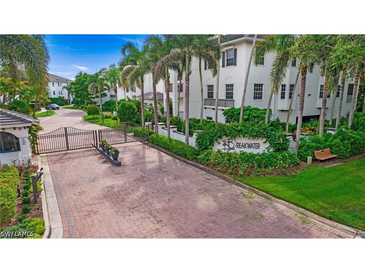 780 Bentwater Circle #102 Naples FL 34108 226015489 image2