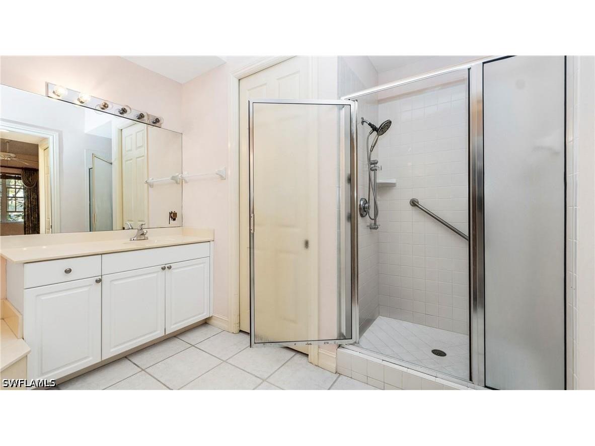 780 Bentwater Circle #102 Naples FL 34108 226015489 image20