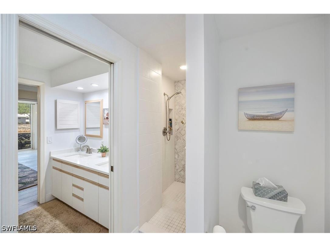 780 Waterford Drive #103 Naples FL 34113 226013102 image18