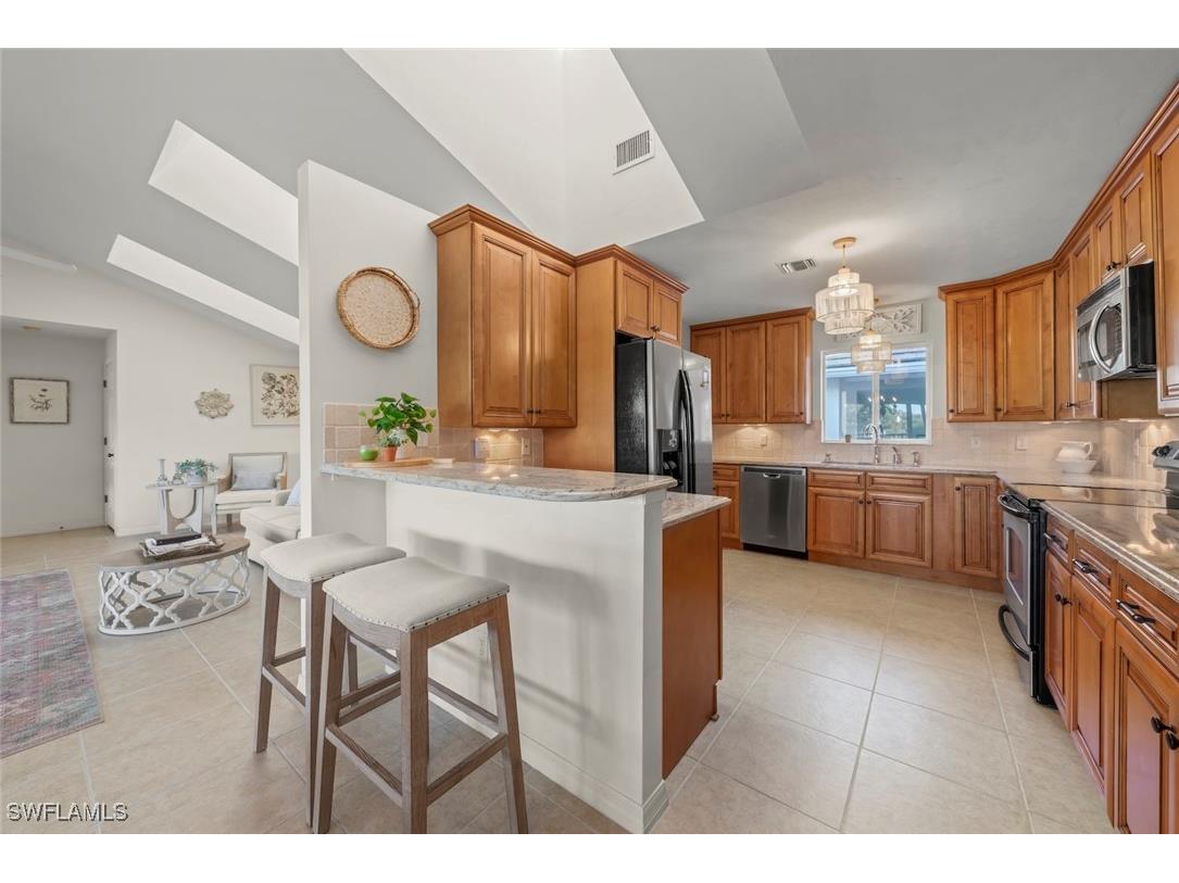 780 Waterford Drive #302 Naples FL 34113 225084569 image10