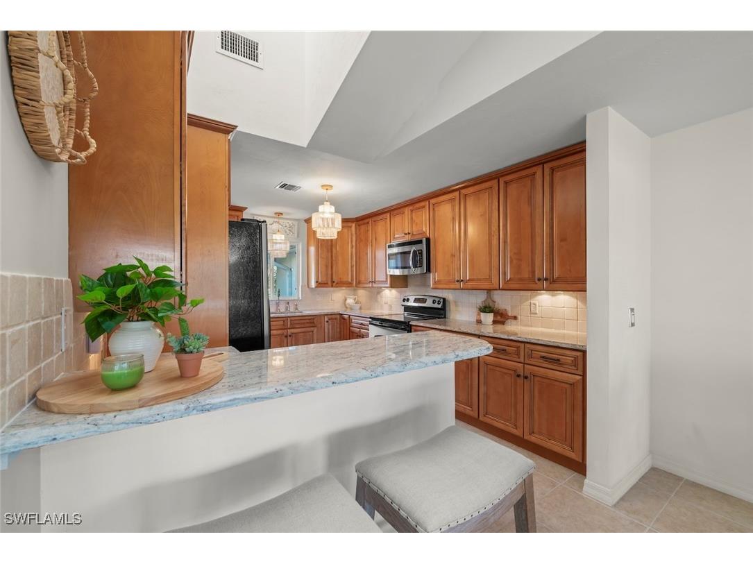 780 Waterford Drive #302 Naples FL 34113 225084569 image11