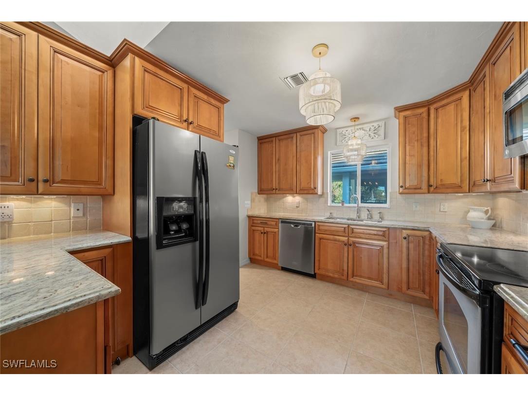 780 Waterford Drive #302 Naples FL 34113 225084569 image3