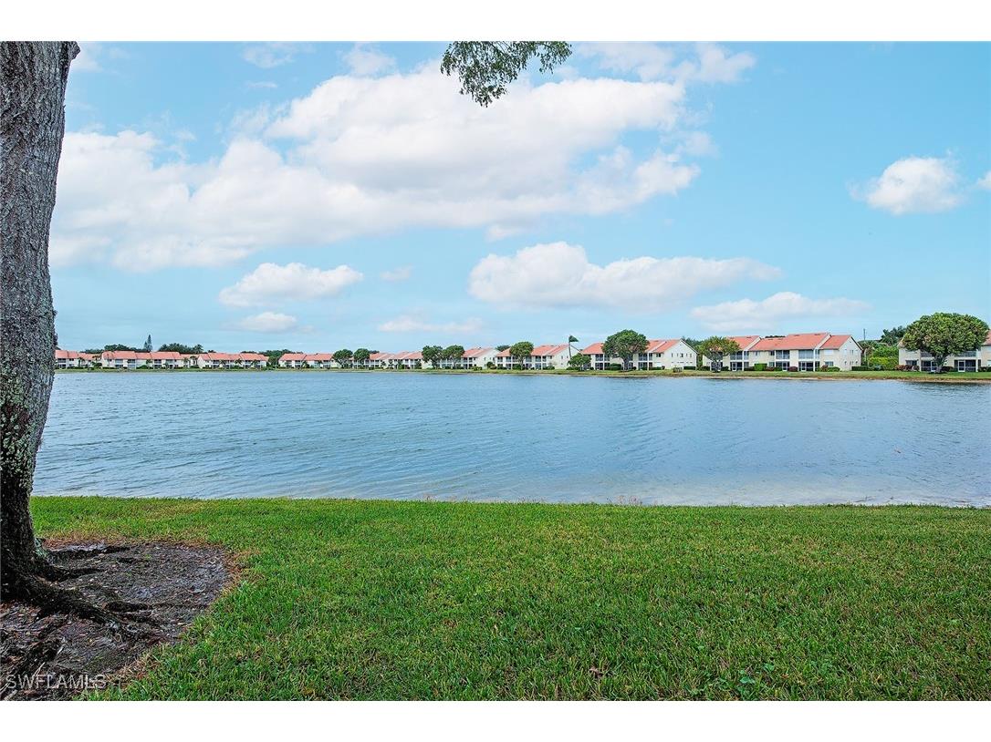 7800 Emerald Circle #B102 Naples FL 34109 225082726 image3