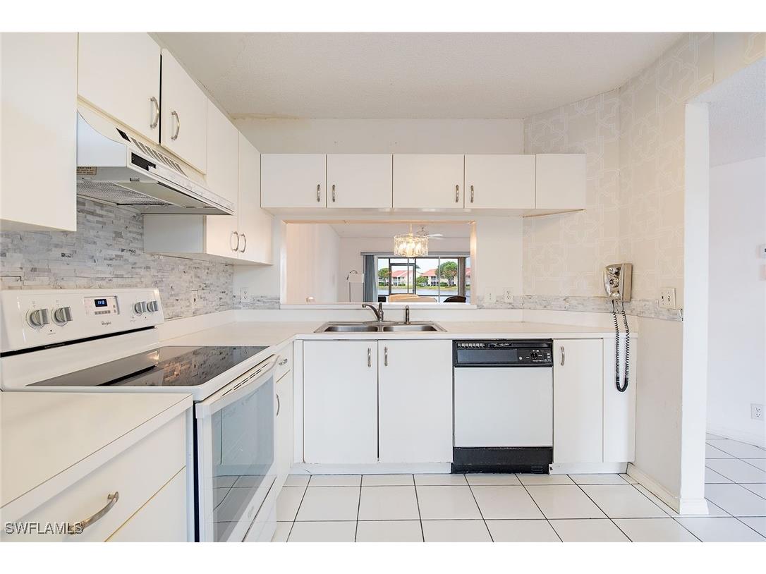 7800 Emerald Circle #B102 Naples FL 34109 225082726 image6