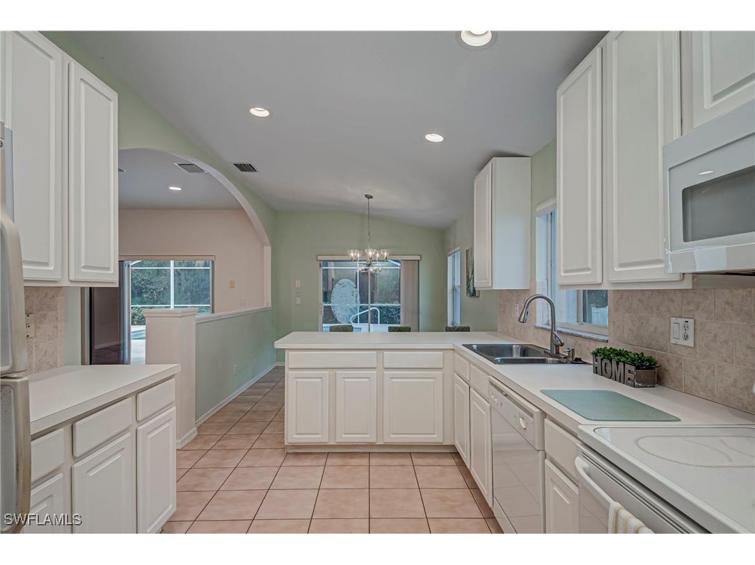 7809 Stratford Drive Naples FL 34104 226000880 image10