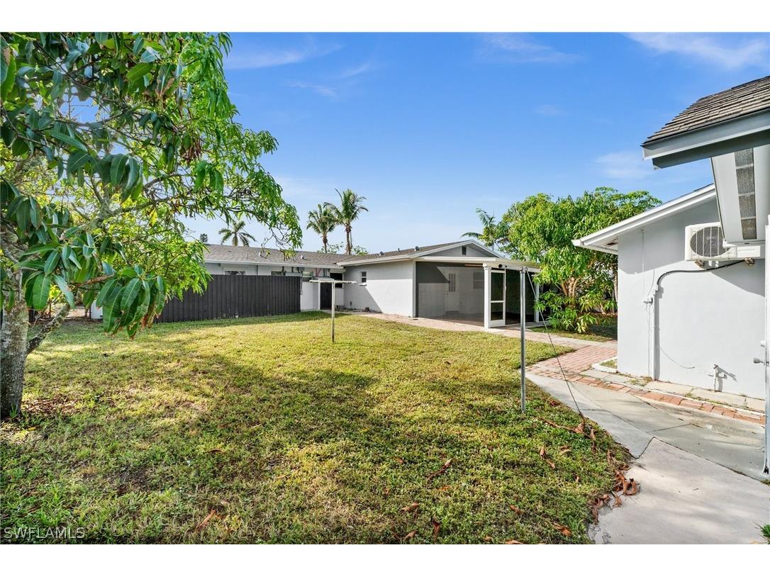 781 101st Avenue N Naples FL 34108 226007205 image27