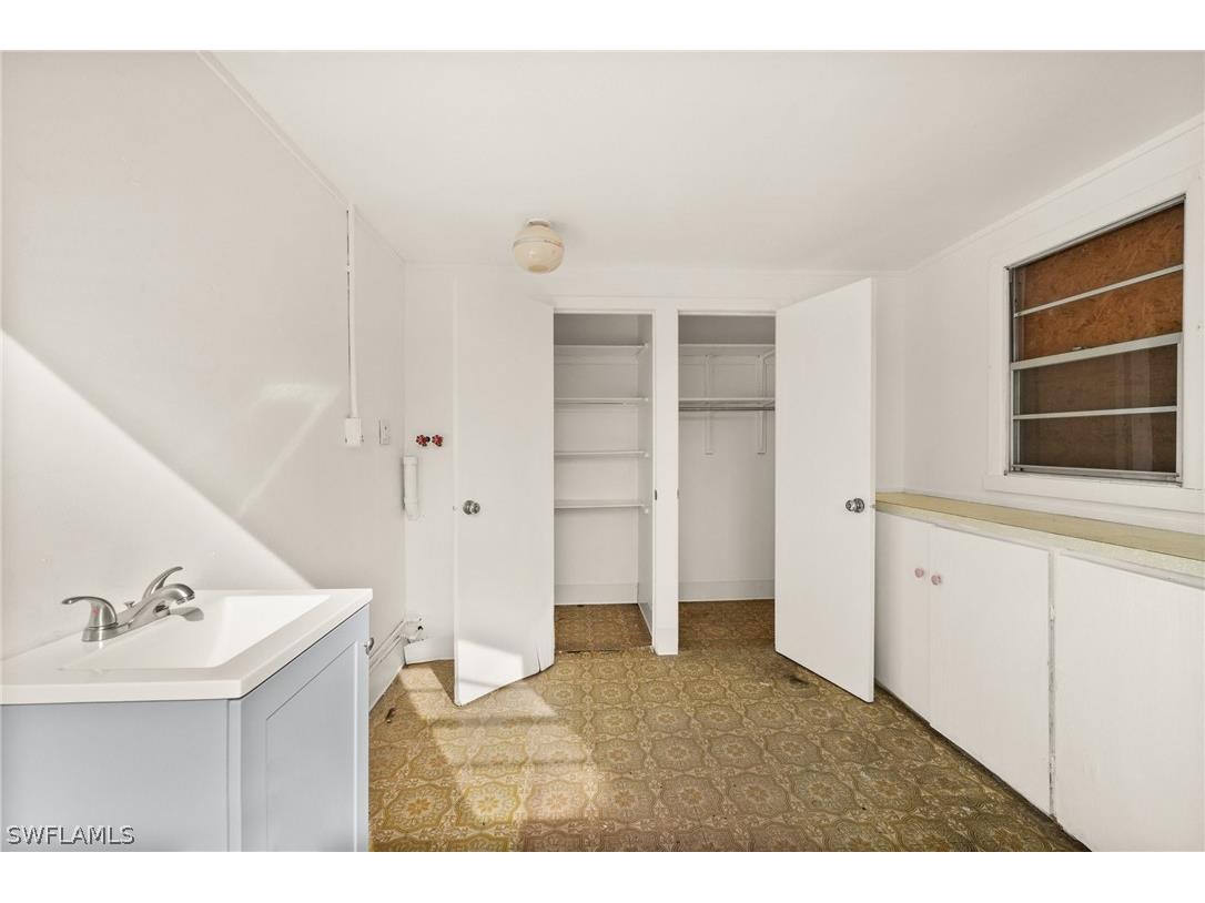 781 101st Avenue N Naples FL 34108 226007205 image32