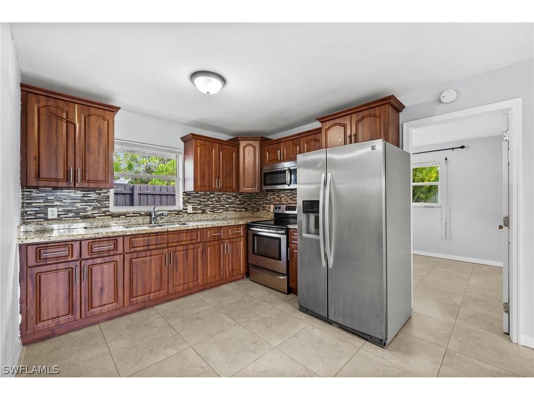 781 101st Avenue N Naples FL 34108 226007205 image7