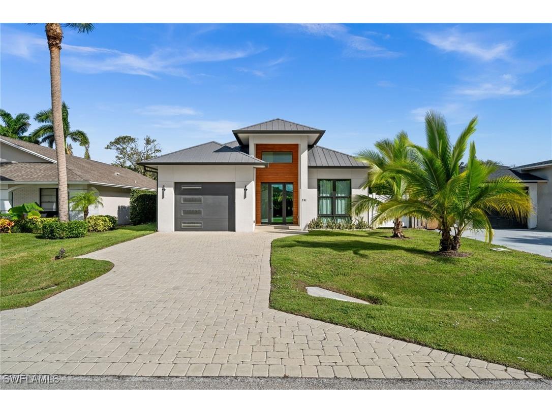 781 103rd Avenue N Naples FL 34108 225075357 image1