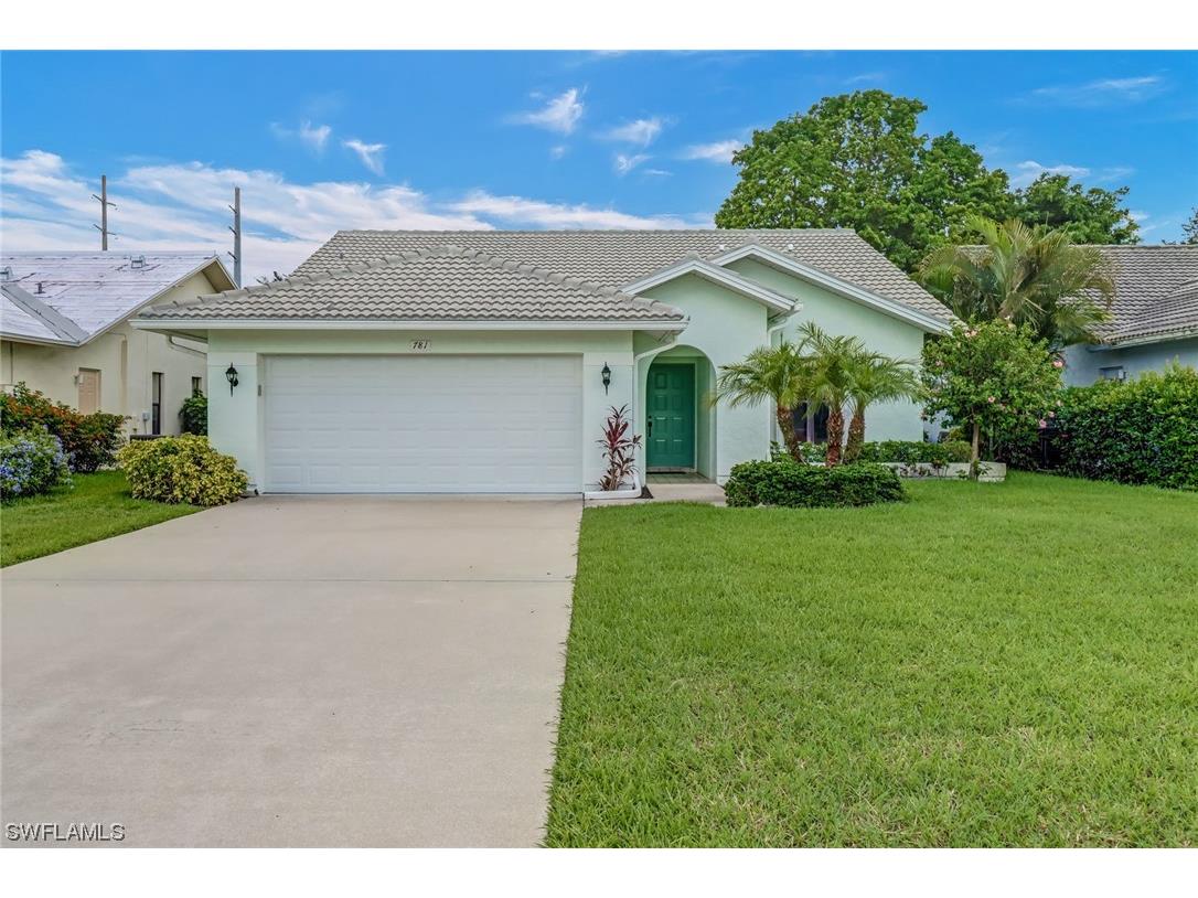 781 Kings Way Naples FL 34104 223022629 image1