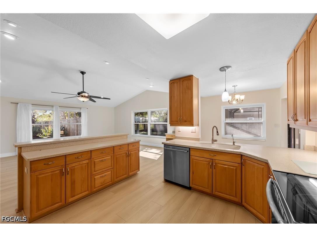 7810 Deni Drive North Fort Myers FL 33917 2026020028 image13