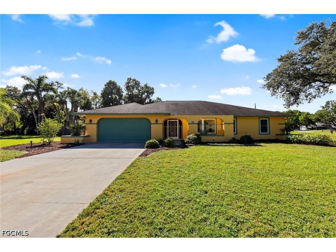 7810 Deni Drive North Fort Myers FL 33917 2026020028 image2